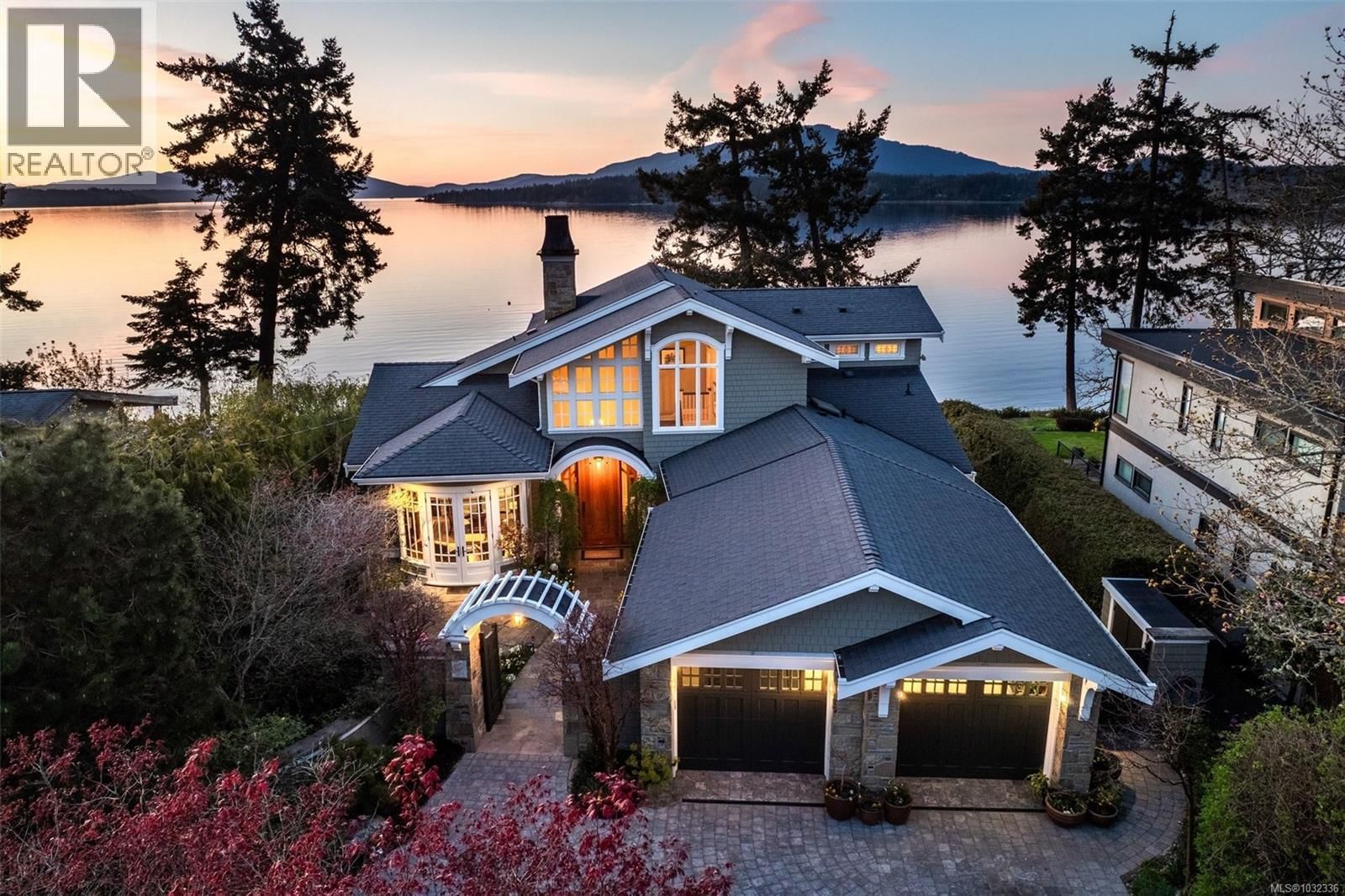 9752 Glynnwood Park Road, North Saanich, British Columbia V8L 5H4