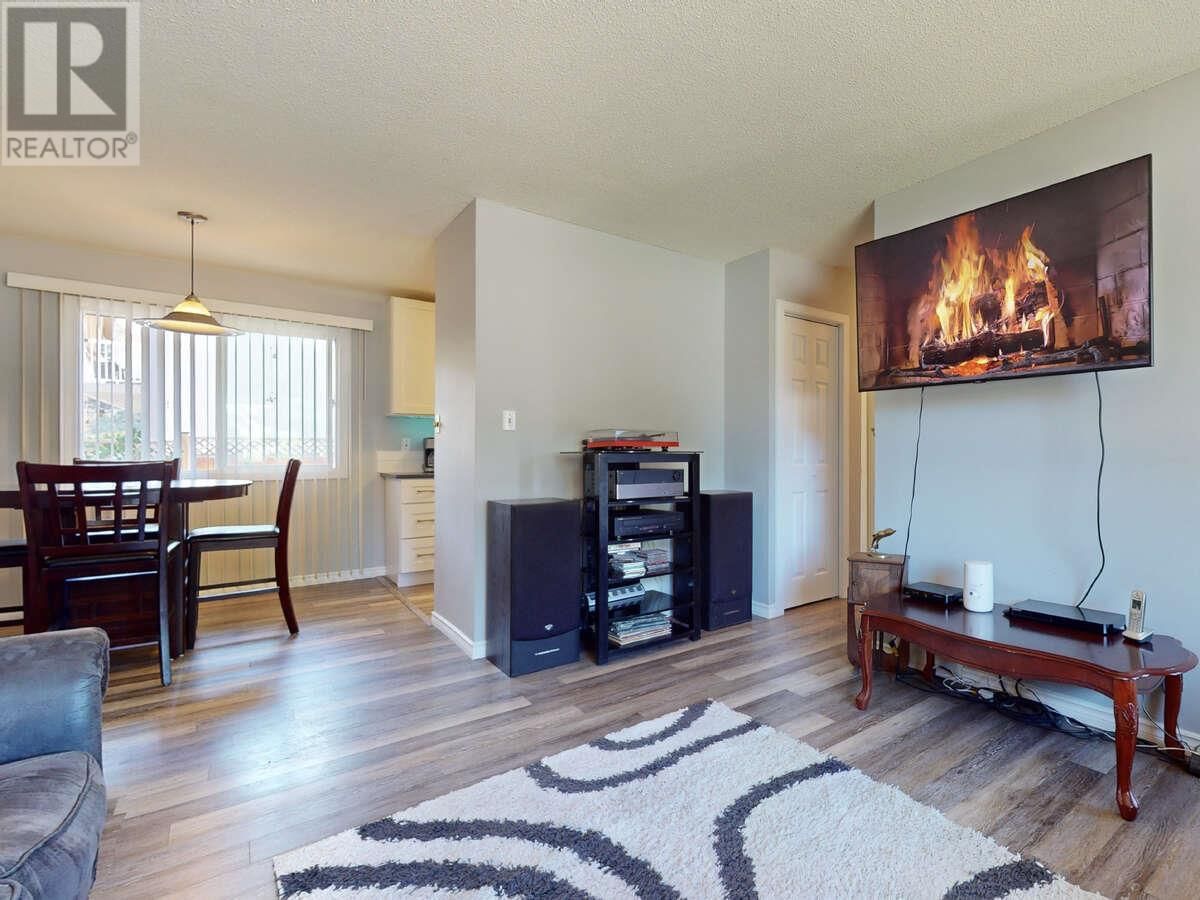 13608 RUMBALL AVENUE Image 14