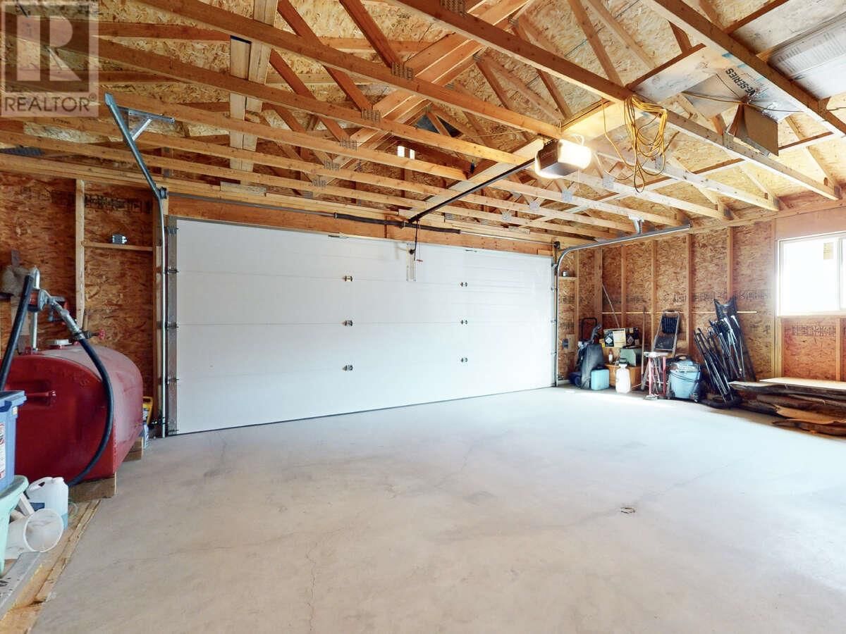 13608 RUMBALL AVENUE Image 26