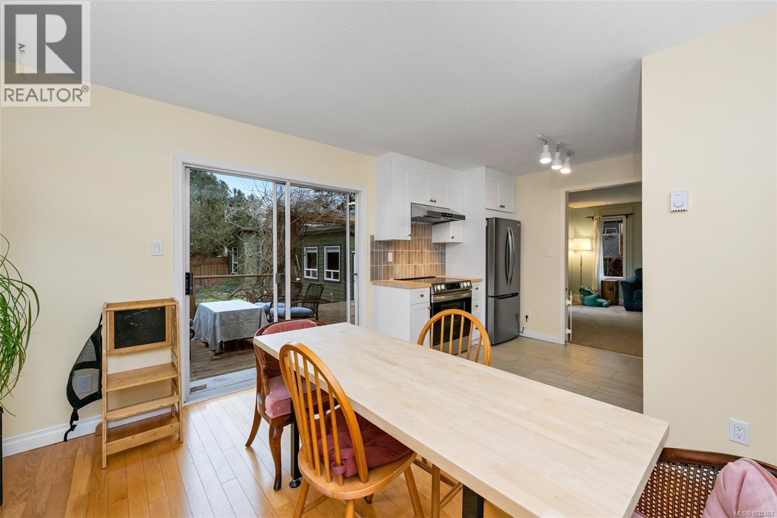 2624 FORBES STREET Image 20