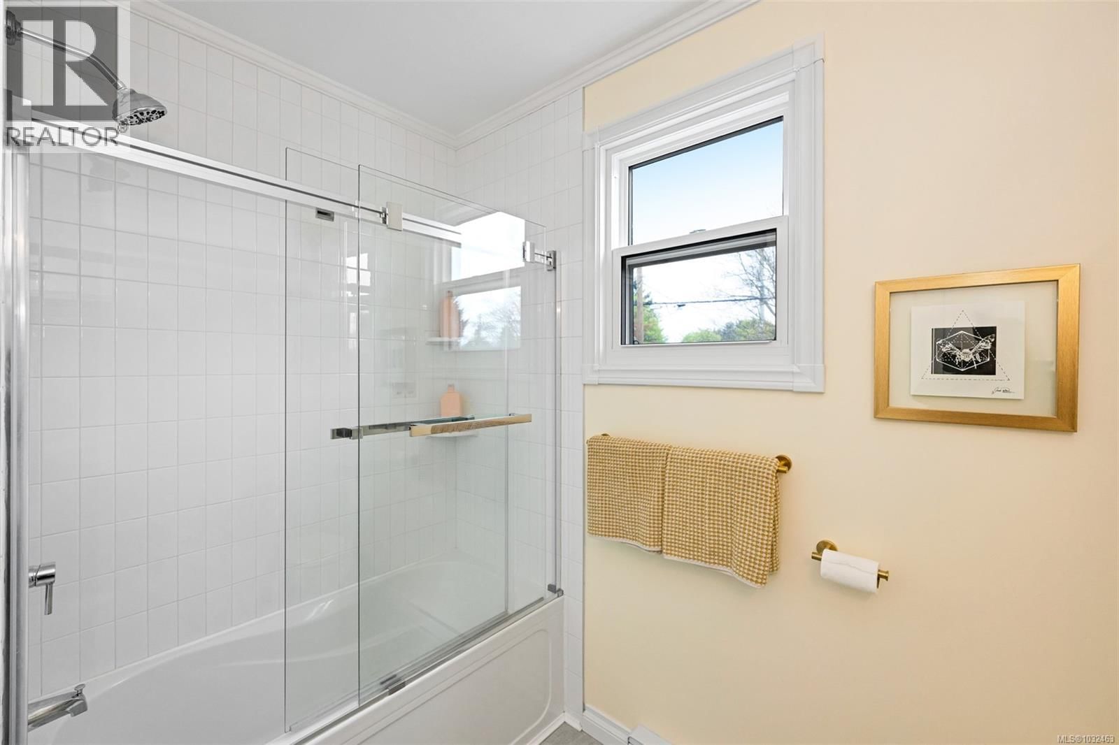 2624 FORBES STREET Image 31