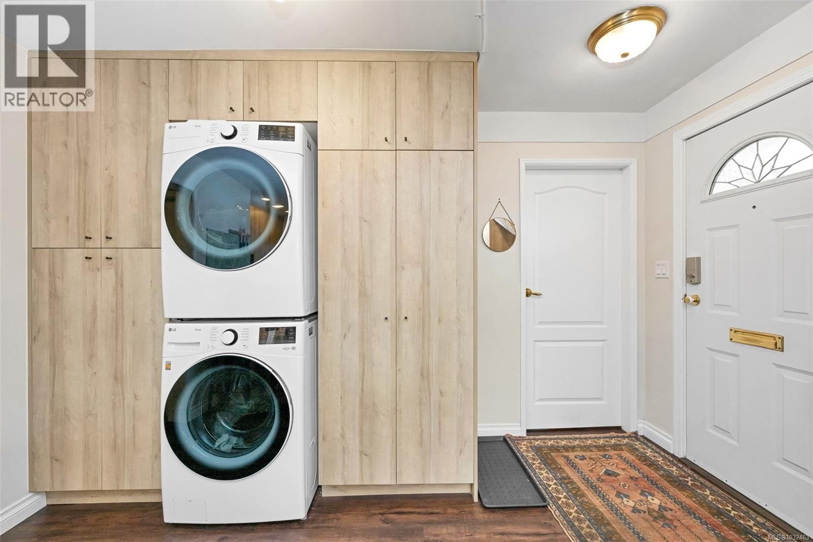 2624 FORBES STREET Image 42