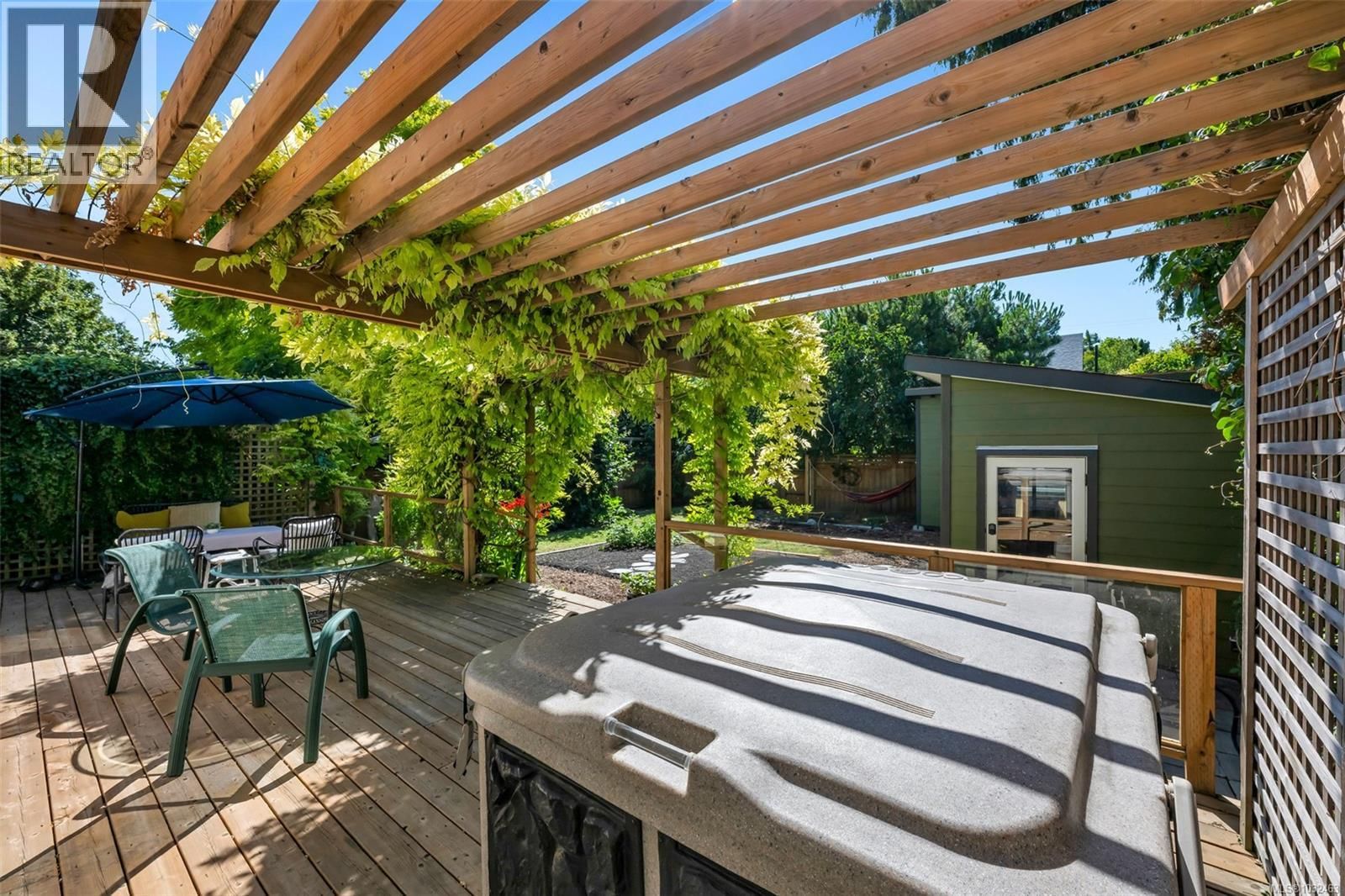 2624 FORBES STREET Image 46