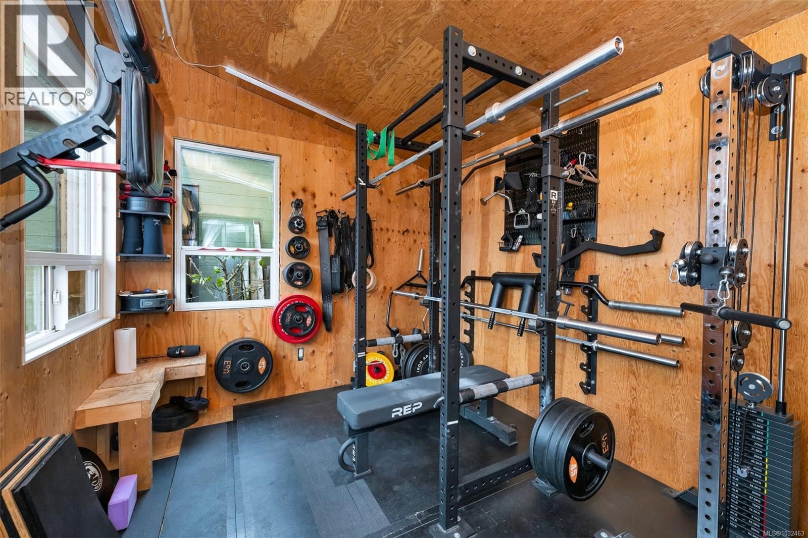 2624 FORBES STREET Image 50