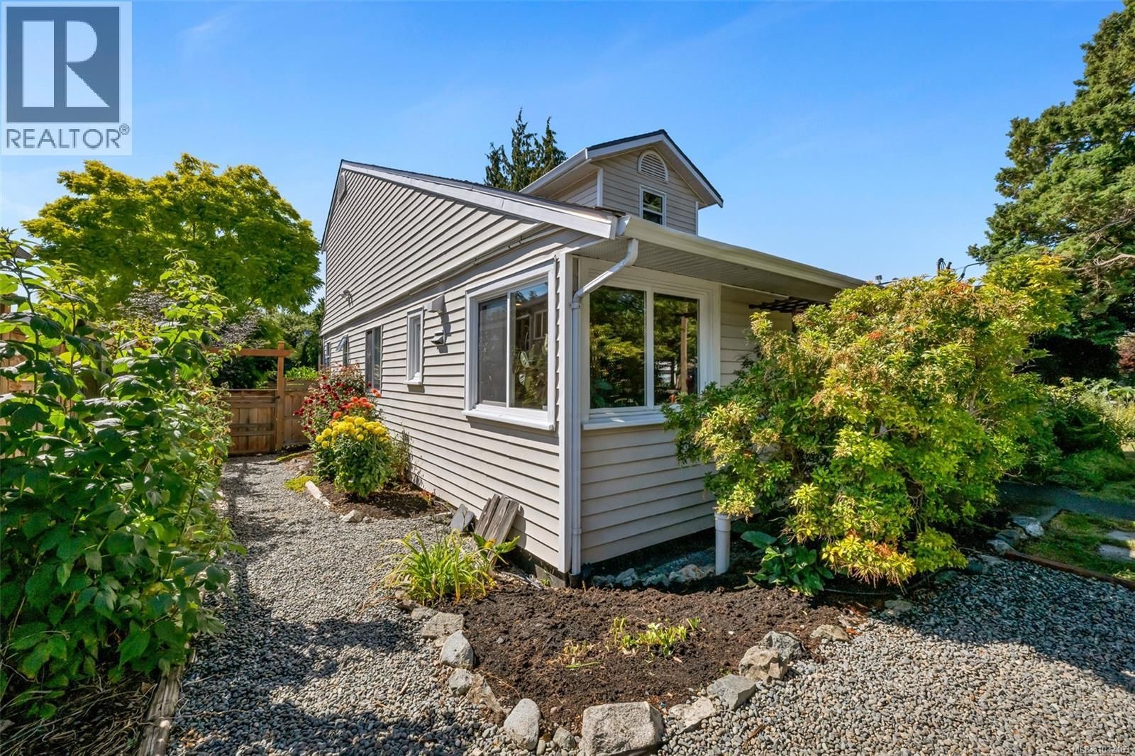 2624 FORBES STREET Image 8