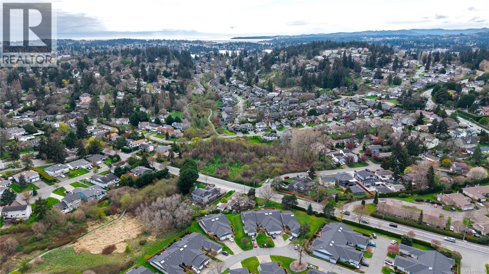 4104 INTERURBAN ROAD Image 12