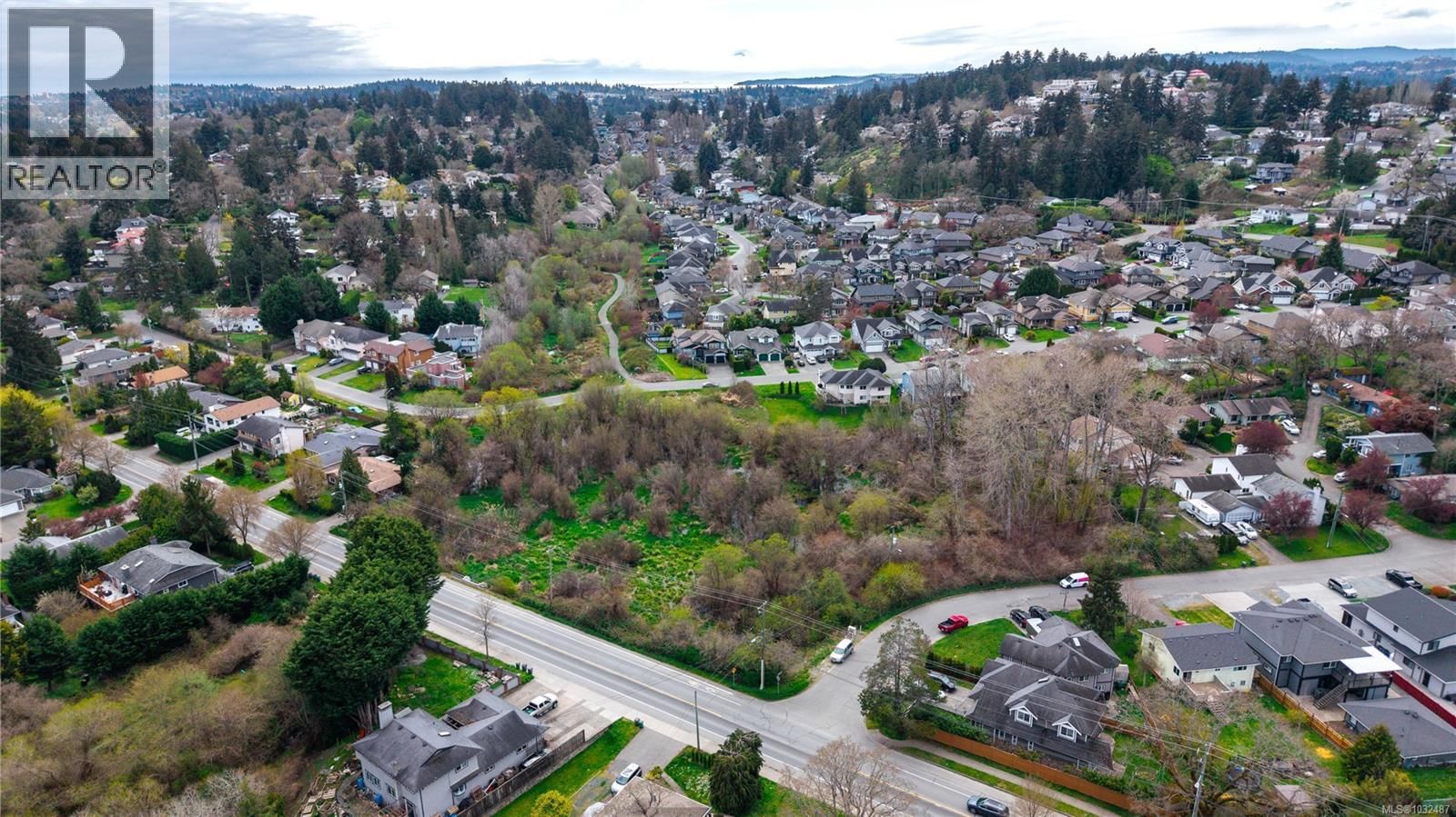 4104 INTERURBAN ROAD Image 14