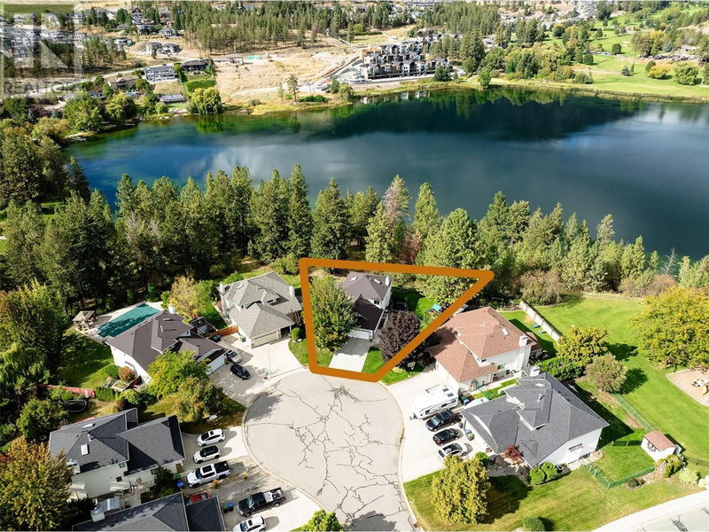 2935 Shannon Green Court, West Kelowna, British Columbia (MLS 10325055)