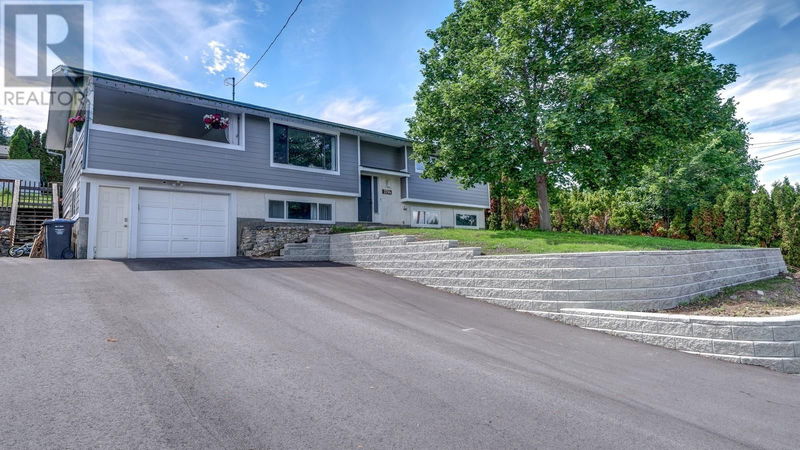 2214 Lynrick Road, Kelowna, British Columbia (MLS 10325088)