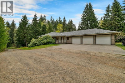 4901 Argonaut Road | Campbell River British Columbia | Slide Image Three