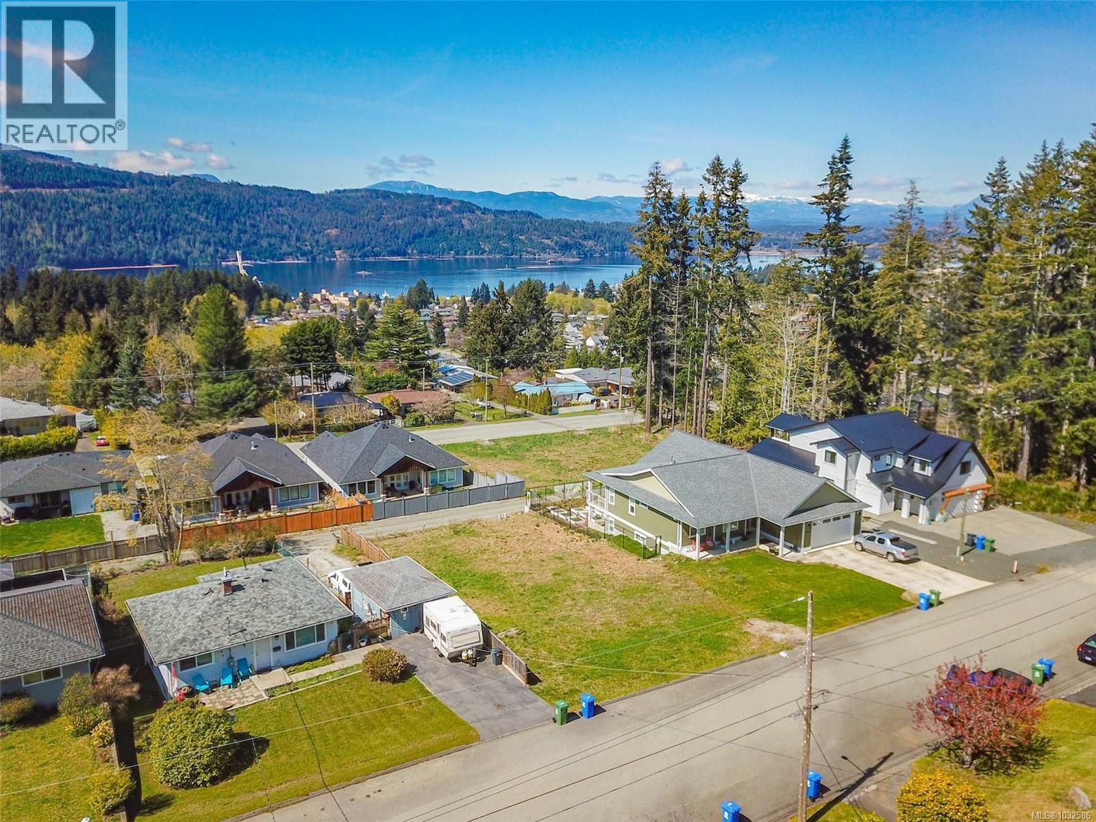 2282 14TH AVENUE Image 1