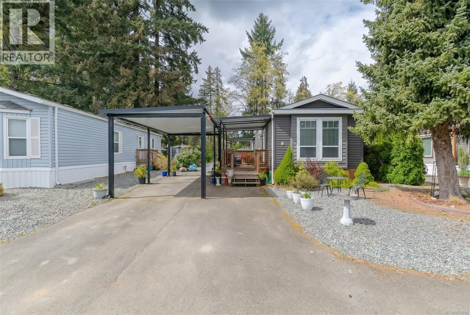 6 5150 Christie Road property photo