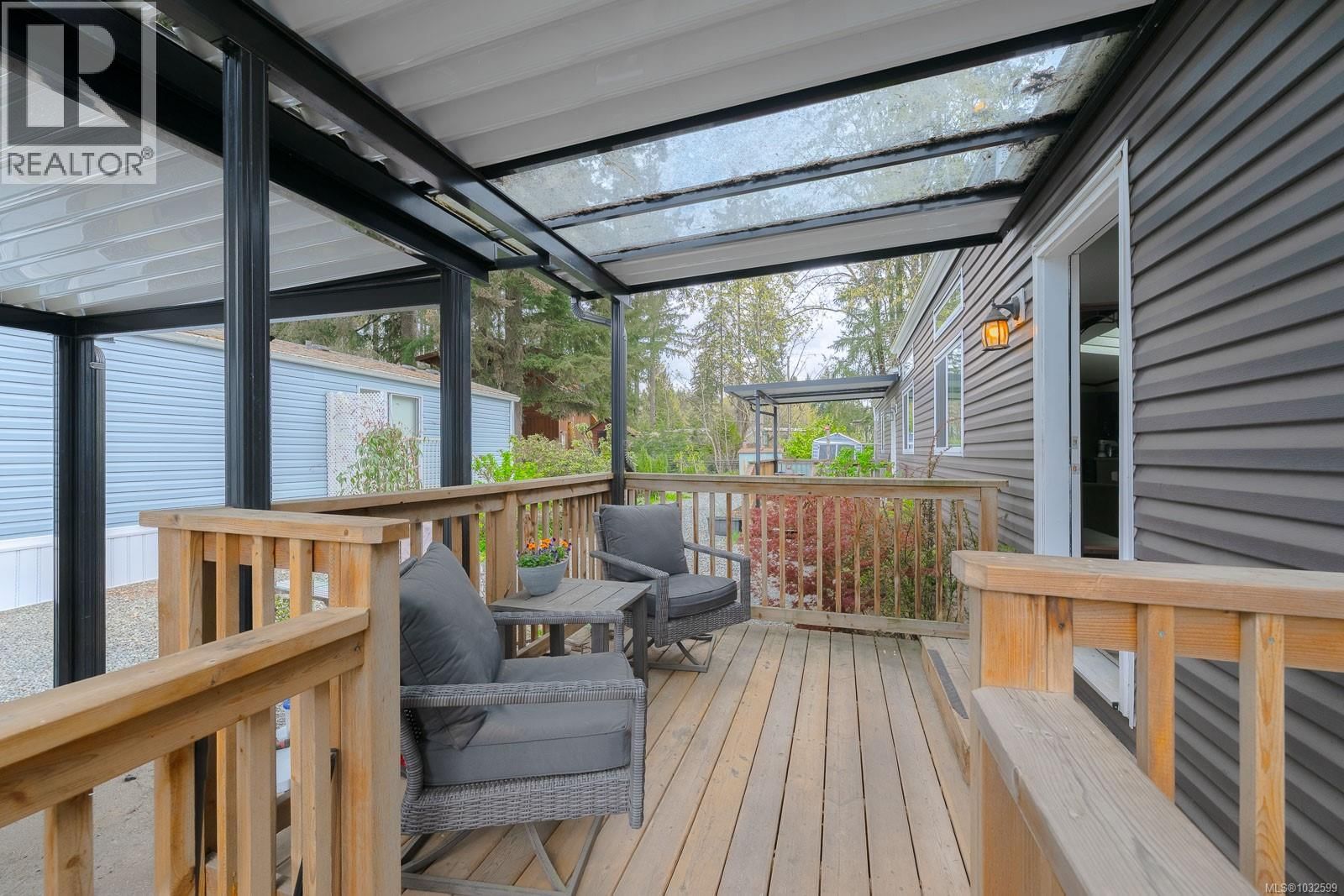 6 5150 Christie Road property photo