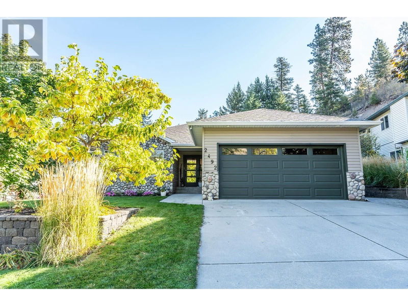 2492 Shannon View Drive, West Kelowna, British Columbia (MLS 10326172)