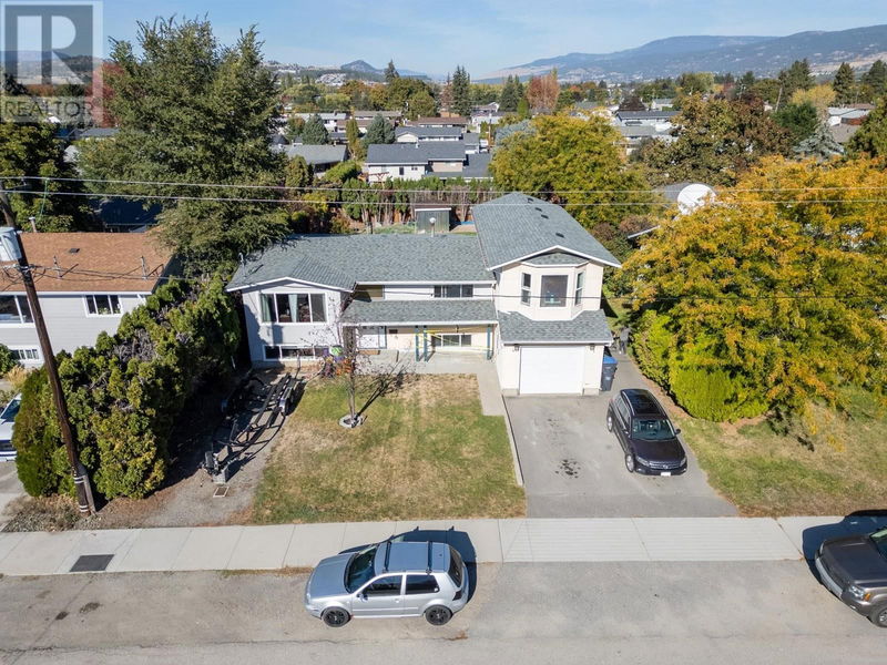 310 Pearson Road, Kelowna, British Columbia (MLS 10326231)