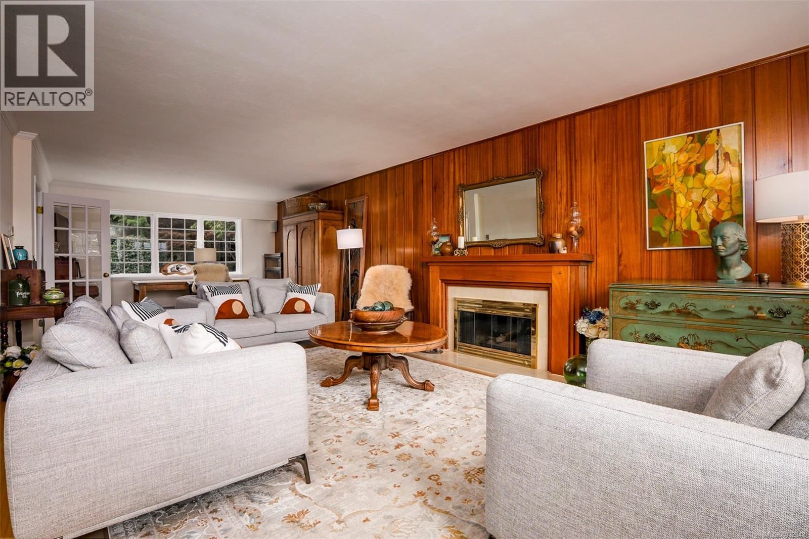 1820 Argyle Avenue property photo