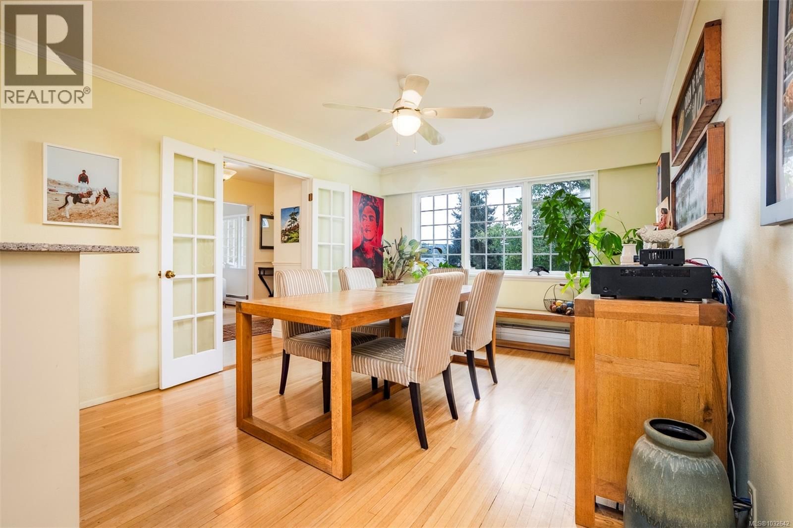 1820 Argyle Avenue property photo