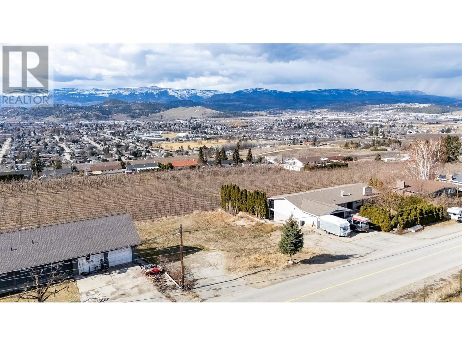 424 GIBSON ROAD Image 1