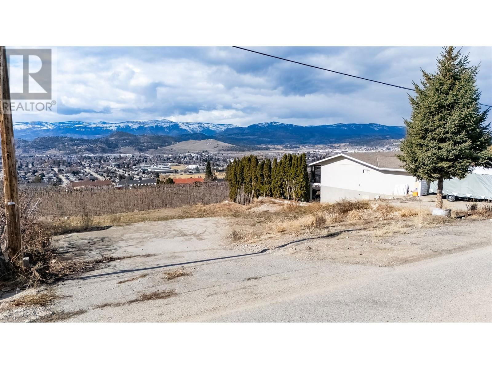 424 GIBSON ROAD Image 3