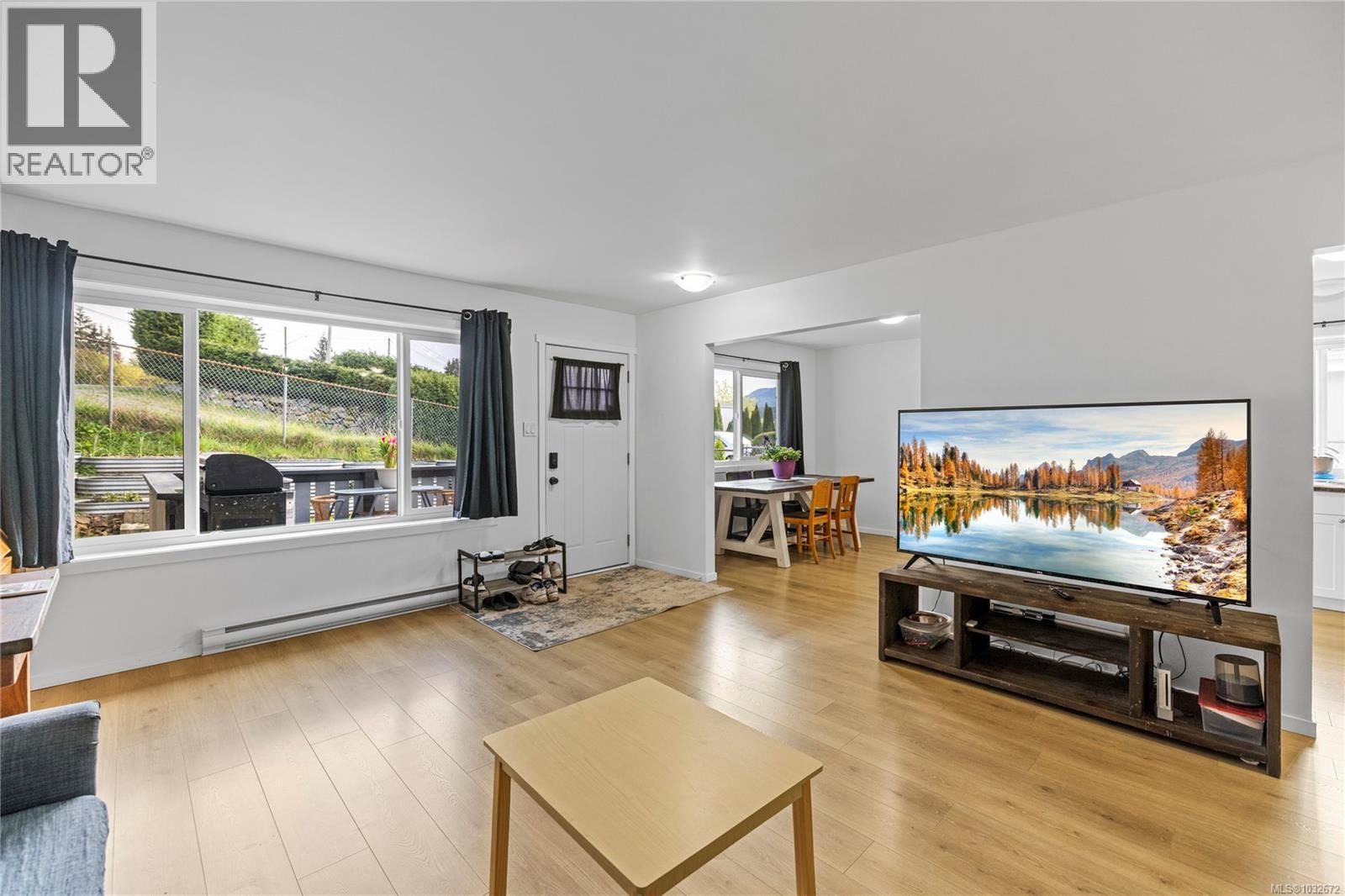 52 Athletic Street property photo