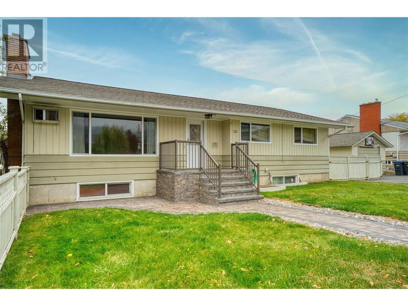 1477 Atkinson Street, Penticton, British Columbia (MLS 10326773)