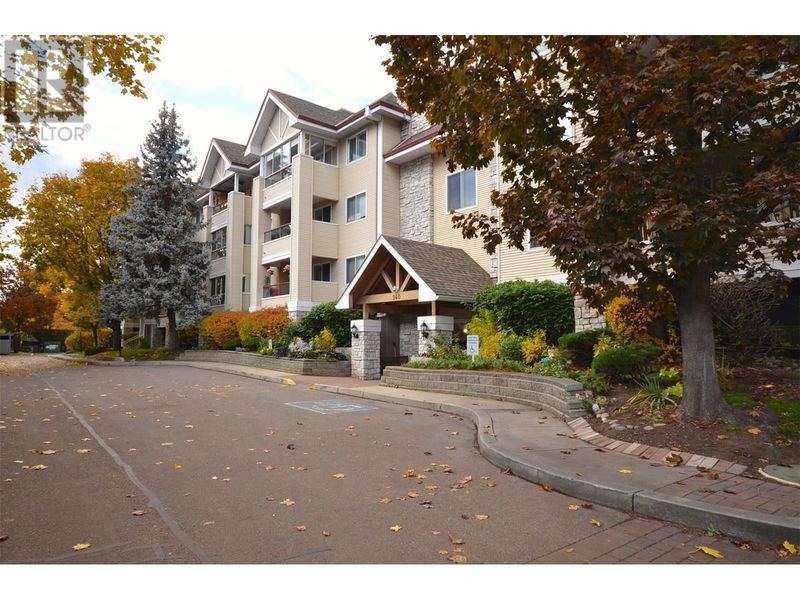 940 Glenwood Avenue Unit# 104, Kelowna, British Columbia (MLS 10326964)