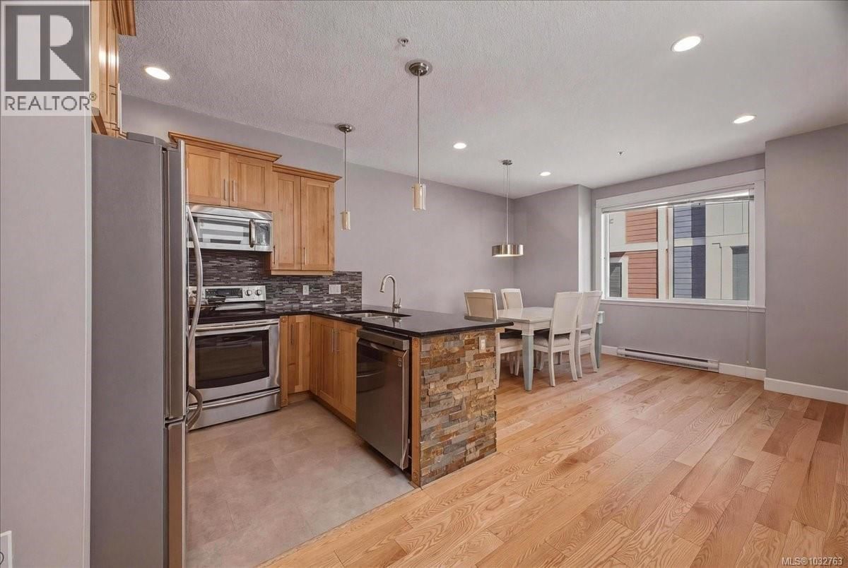 112 6057 DOUMONT Road property photo