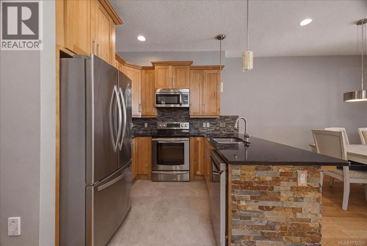 112 6057 DOUMONT Road property photo
