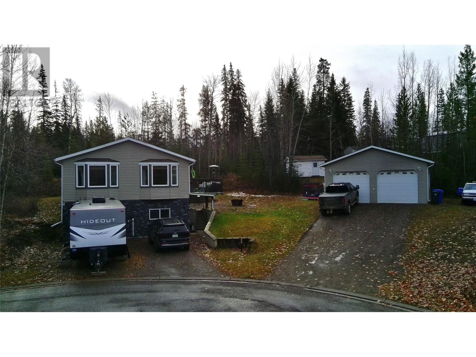 224 Wapiti Crescent Image 1