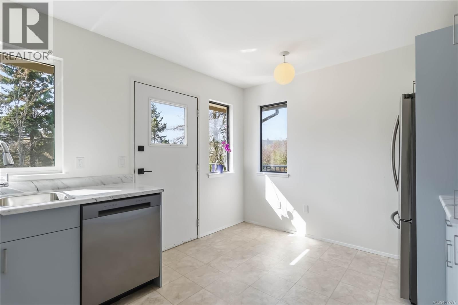 4259 CRAIGO PARK WAY Image 5