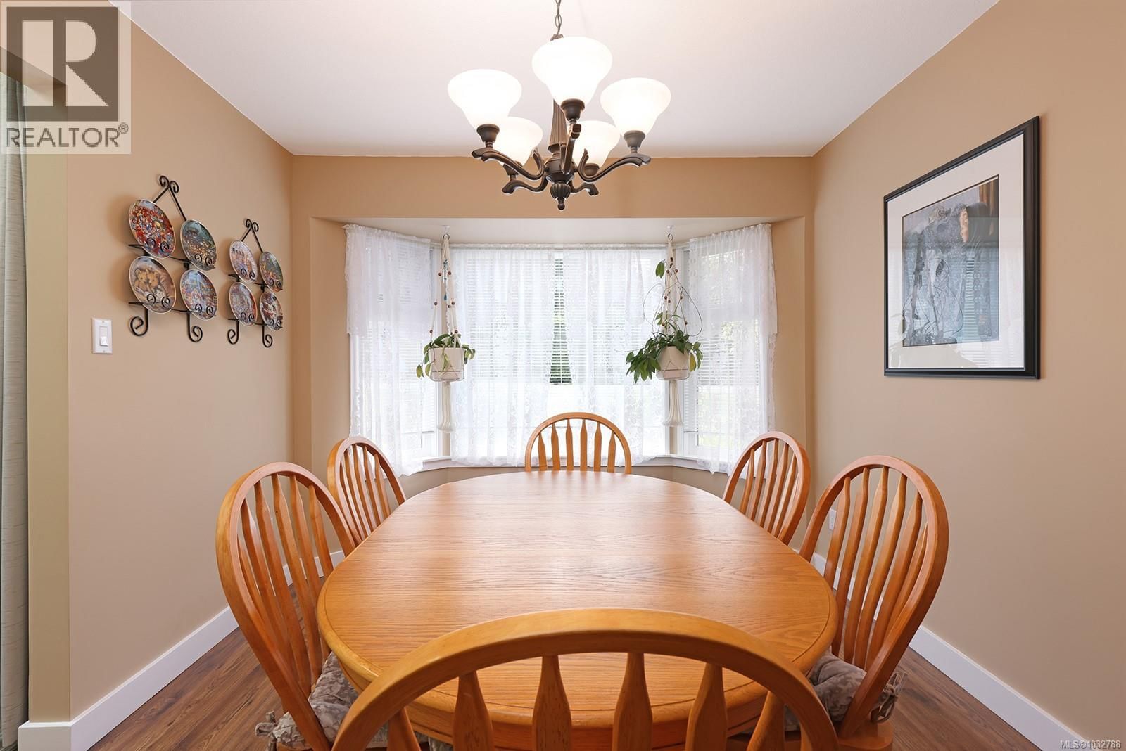 4240 BRIARDALE ROAD Image 13