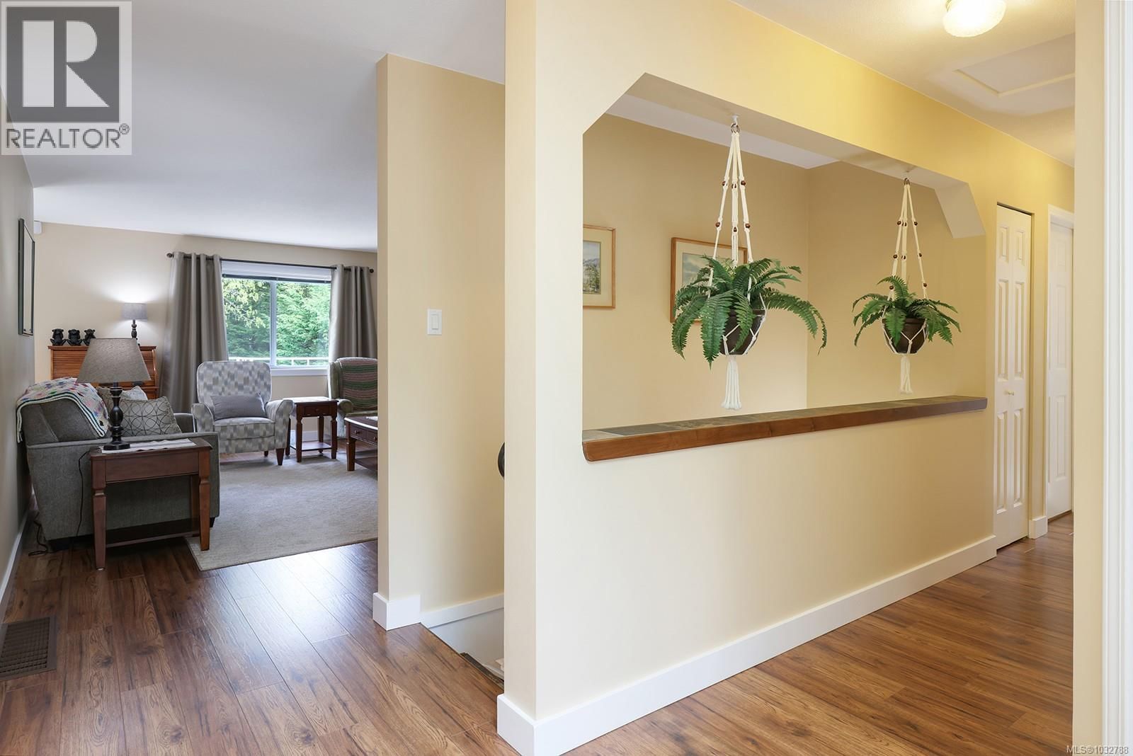 4240 BRIARDALE ROAD Image 18