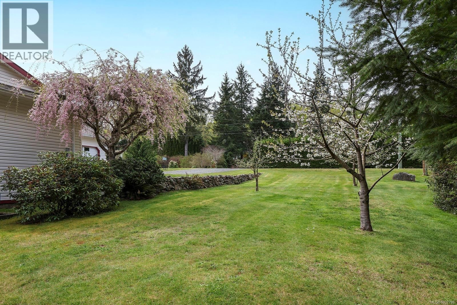 4240 BRIARDALE ROAD Image 42