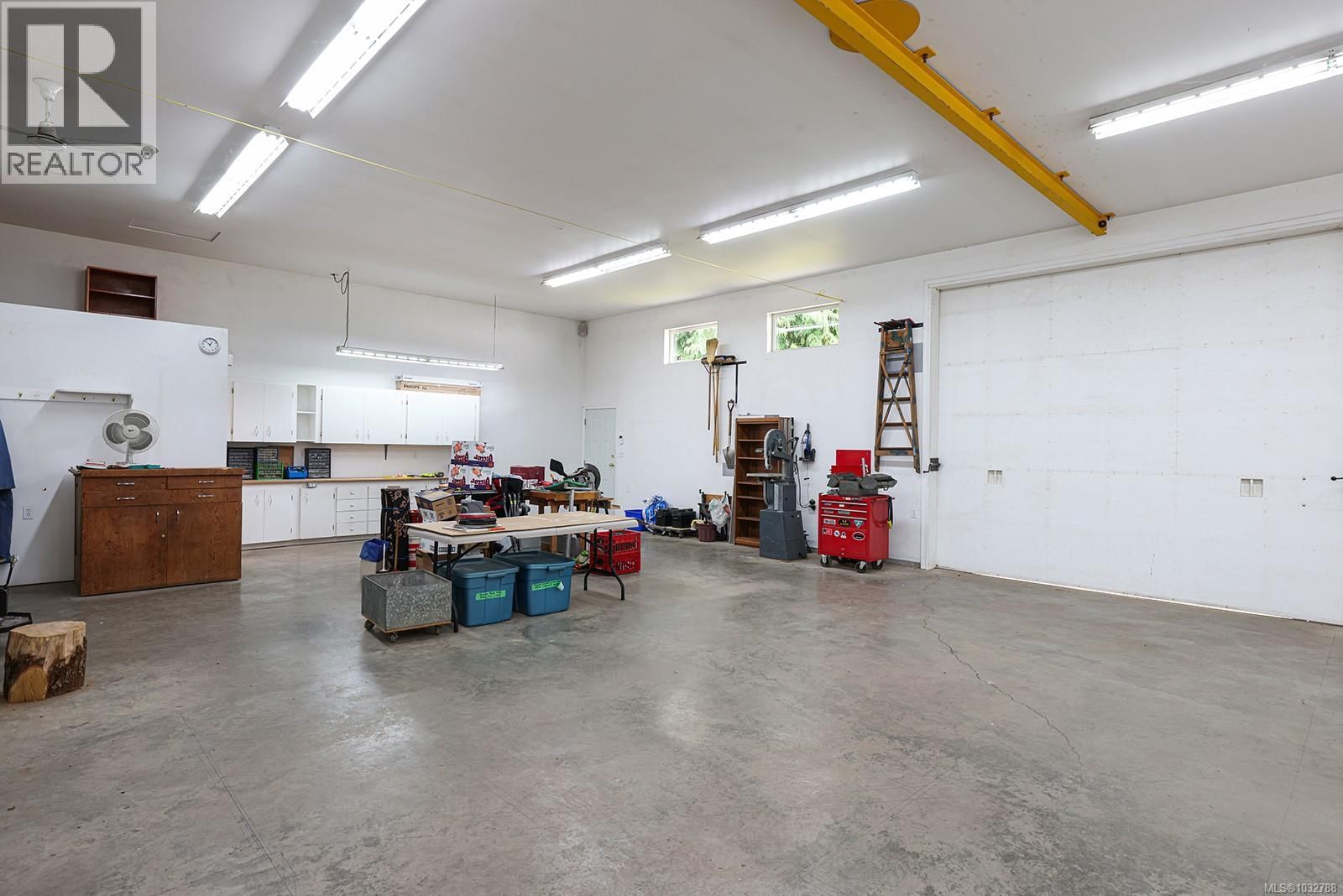 4240 BRIARDALE ROAD Image 48