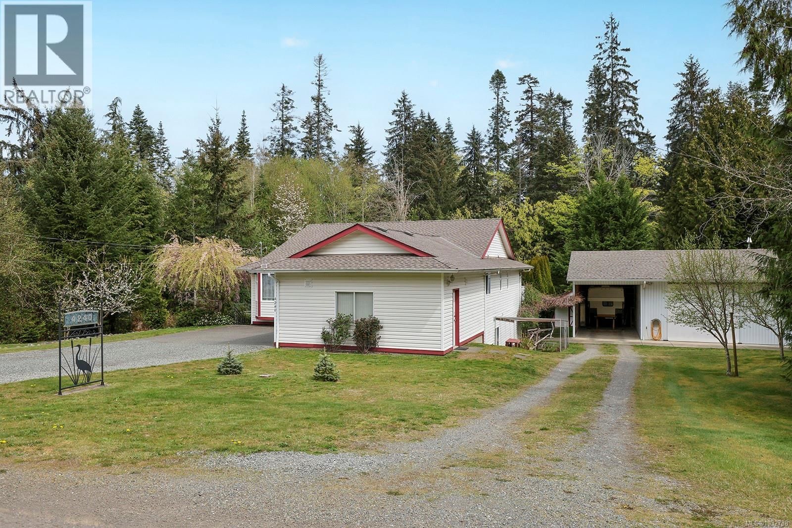 4240 BRIARDALE ROAD Image 6