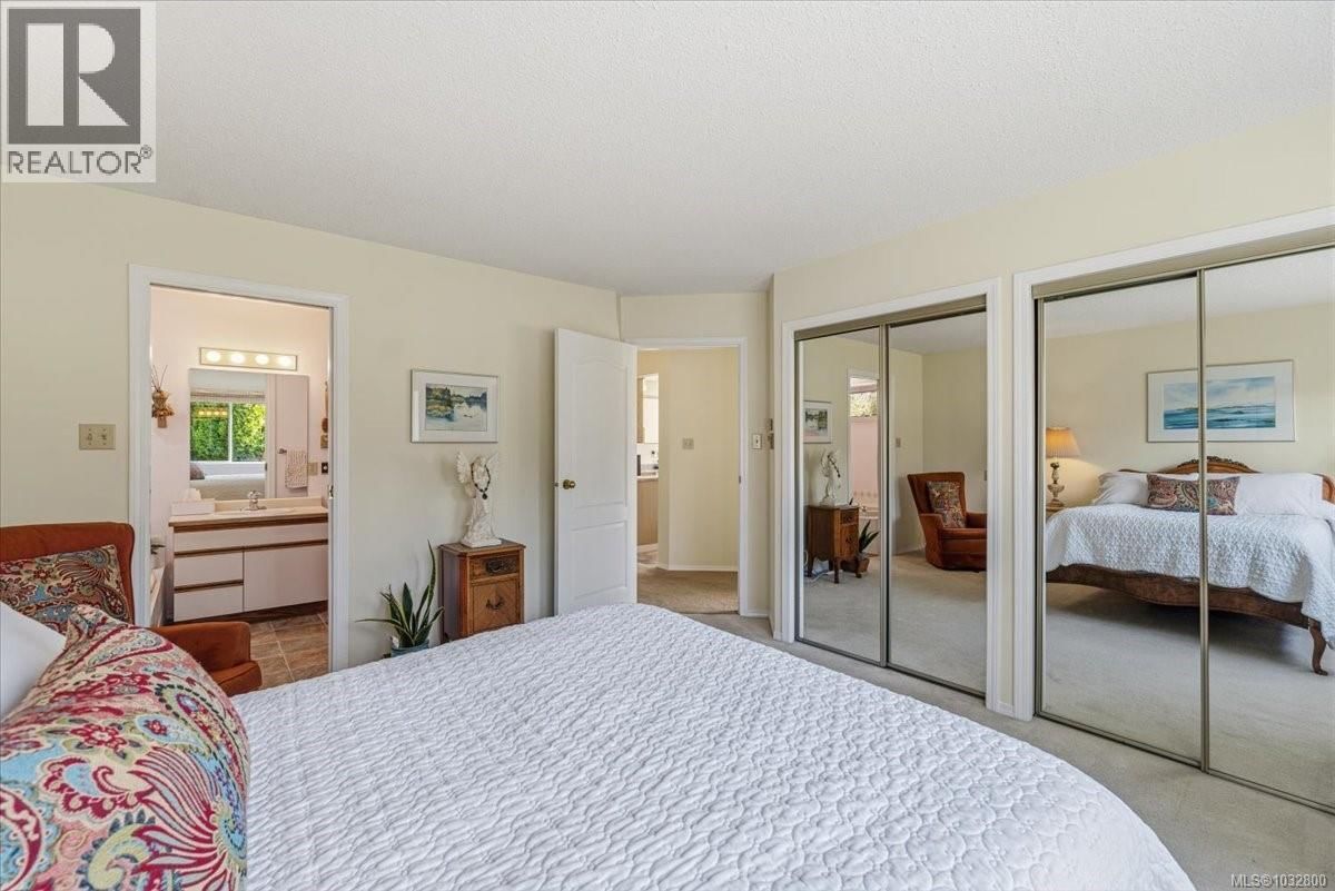 1095 PEPPER PLACE Image 7