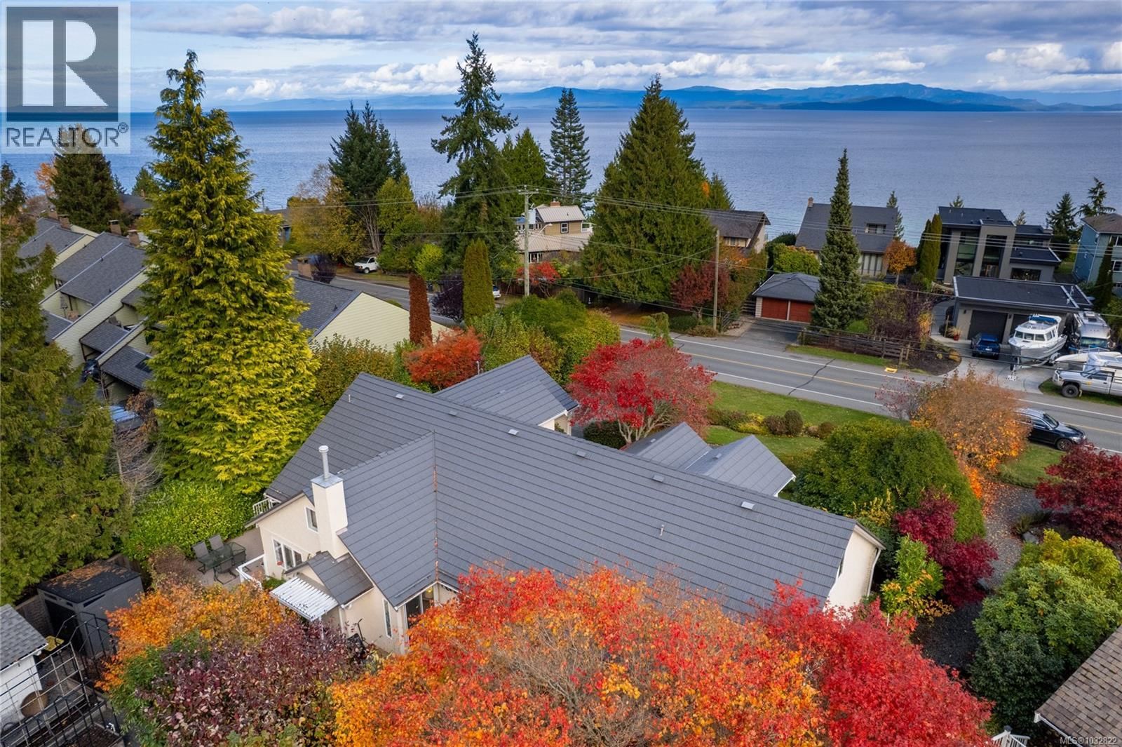 566 Crescent Road property photo