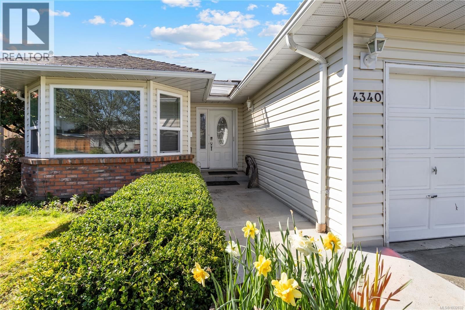 4340 Martin Place property photo