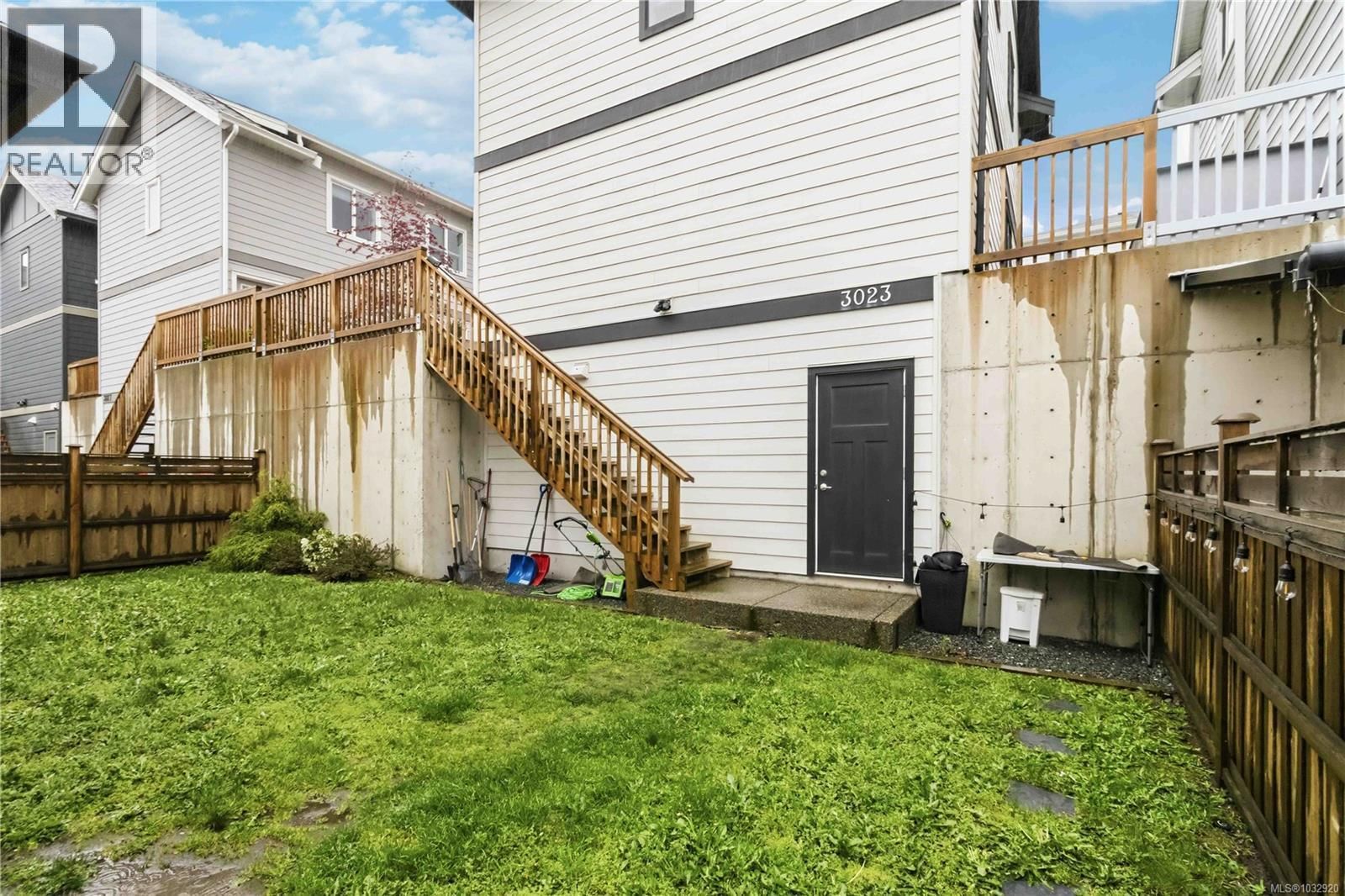 3023 CONSTELLATION AVENUE Image 38