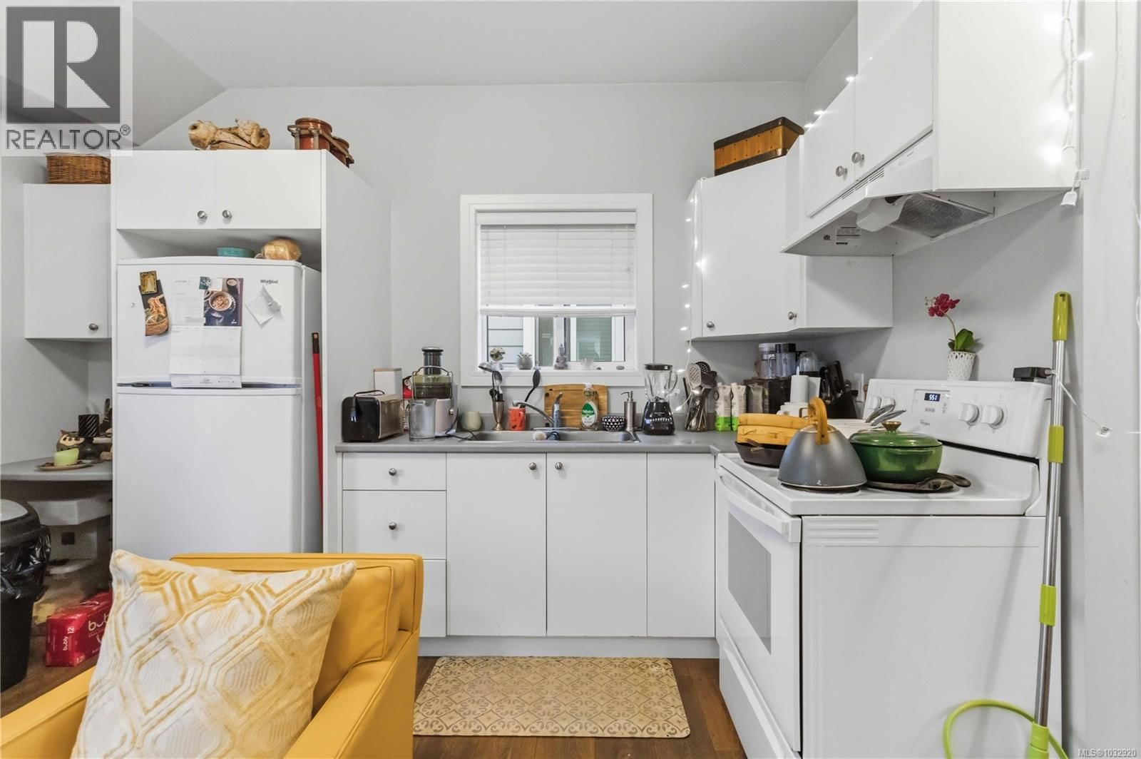 3023 CONSTELLATION AVENUE Image 39