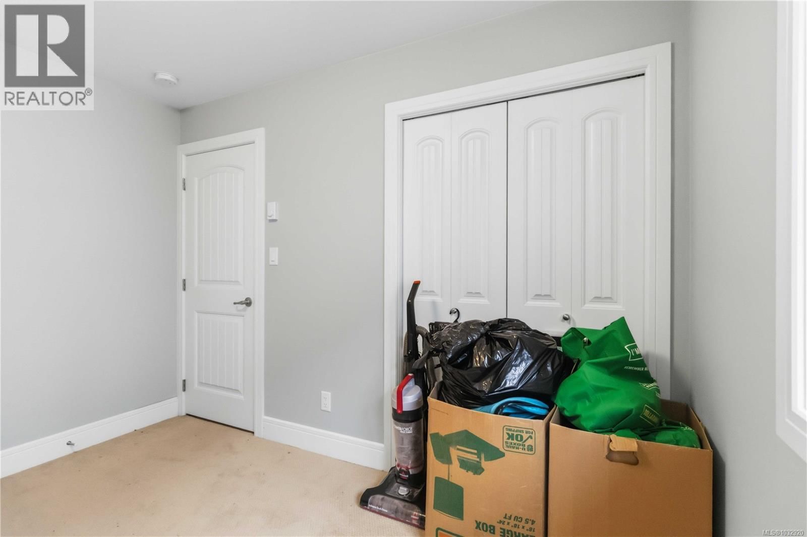 3023 CONSTELLATION AVENUE Image 49