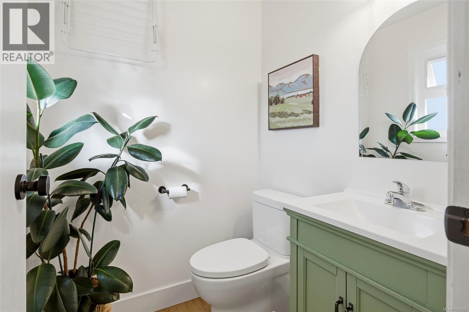 4285 CAEN ROAD Image 18