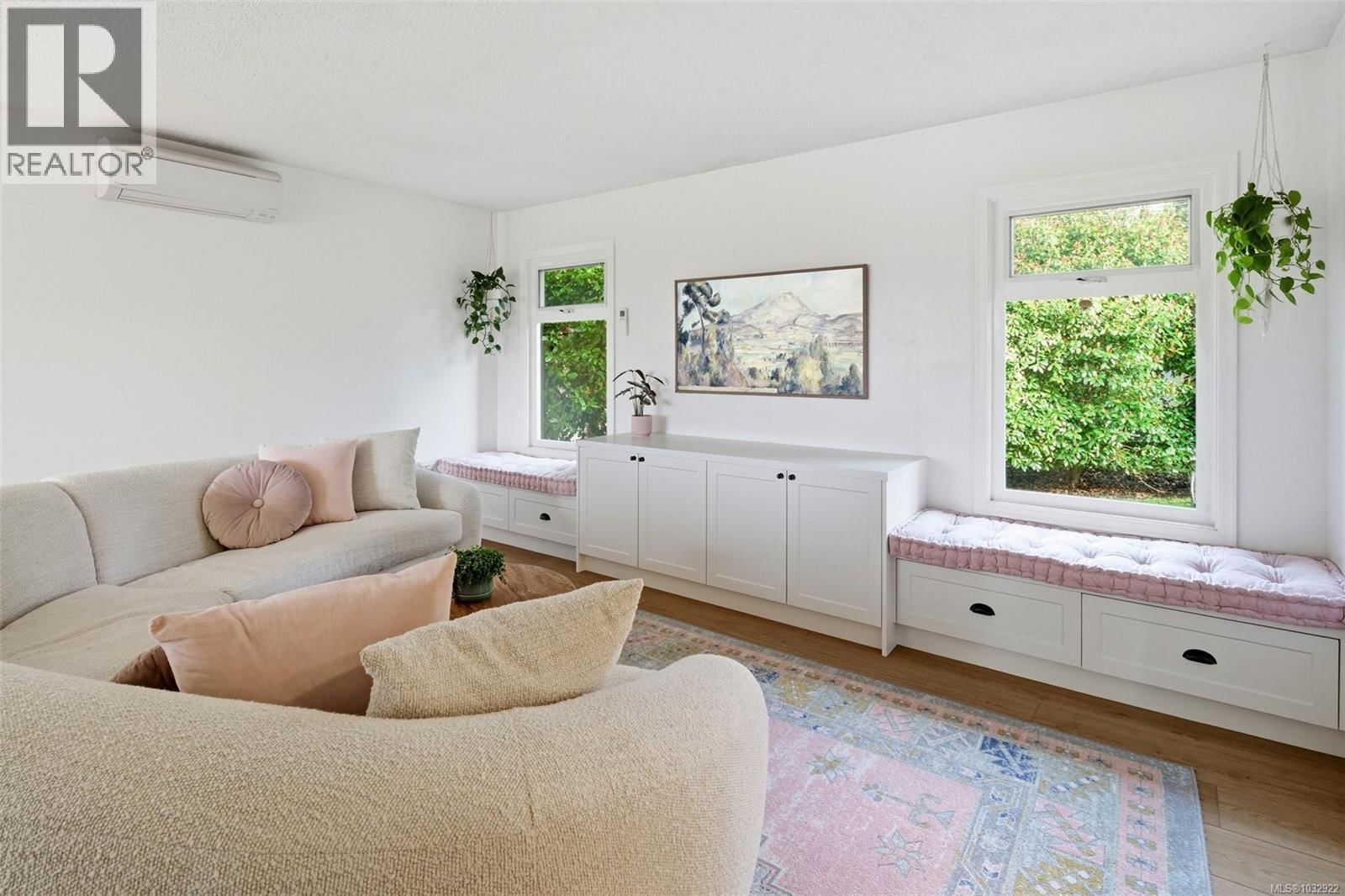 4285 CAEN ROAD Image 5