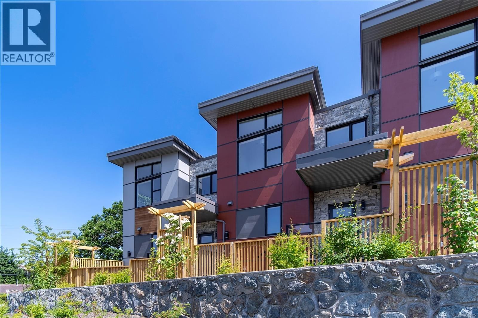 10 - 4253 DIEPPE ROAD Image 30