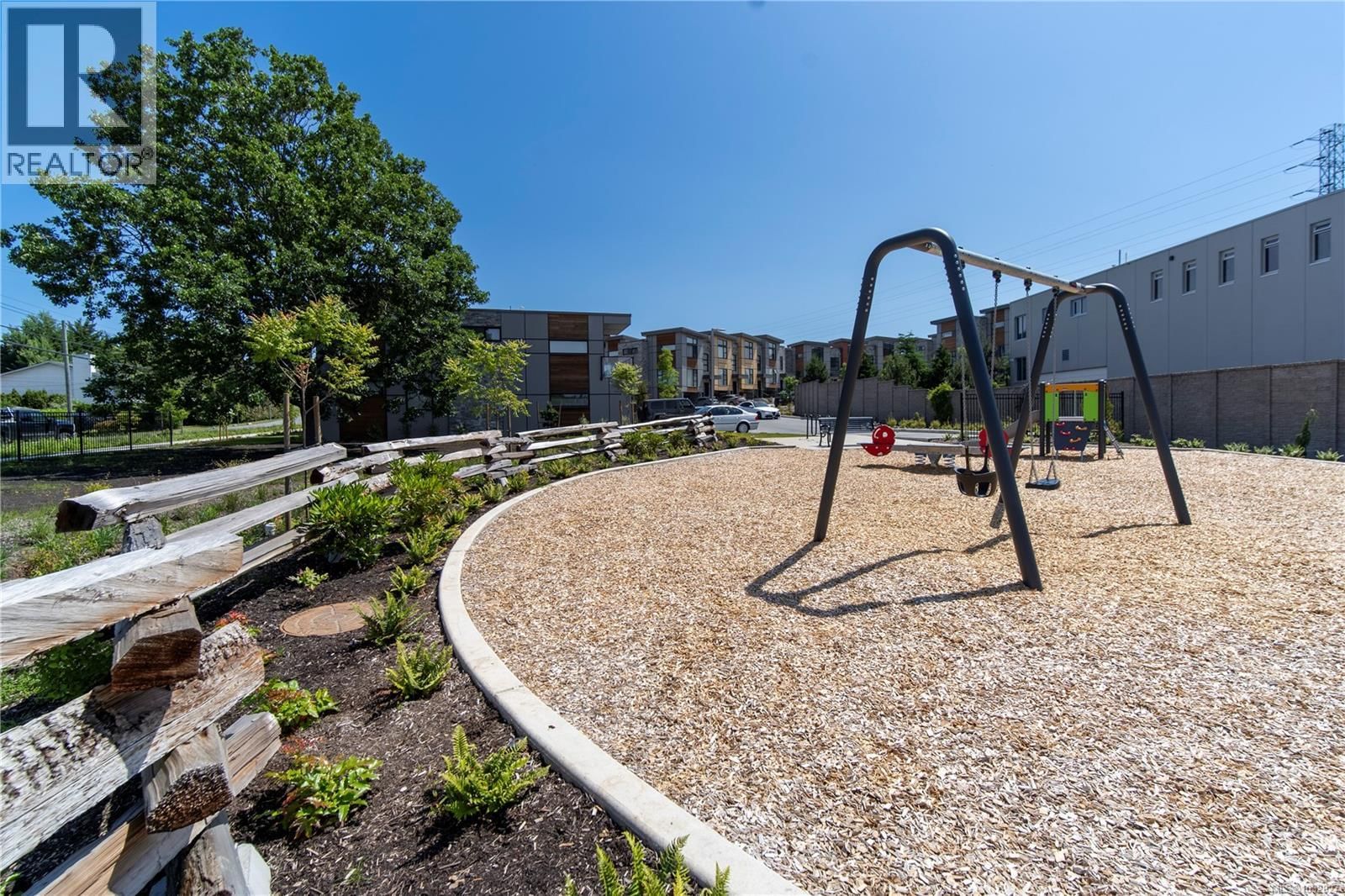 13 - 4253 DIEPPE ROAD Image 39