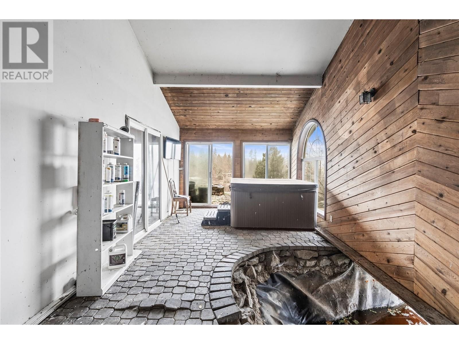 Listing Image 23