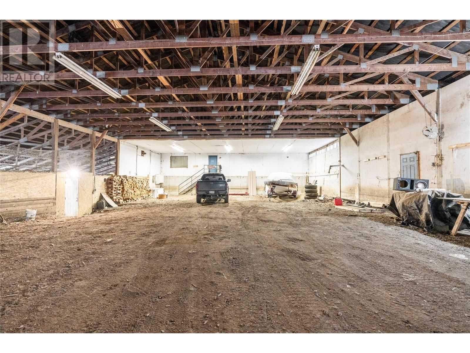 Listing Image 26