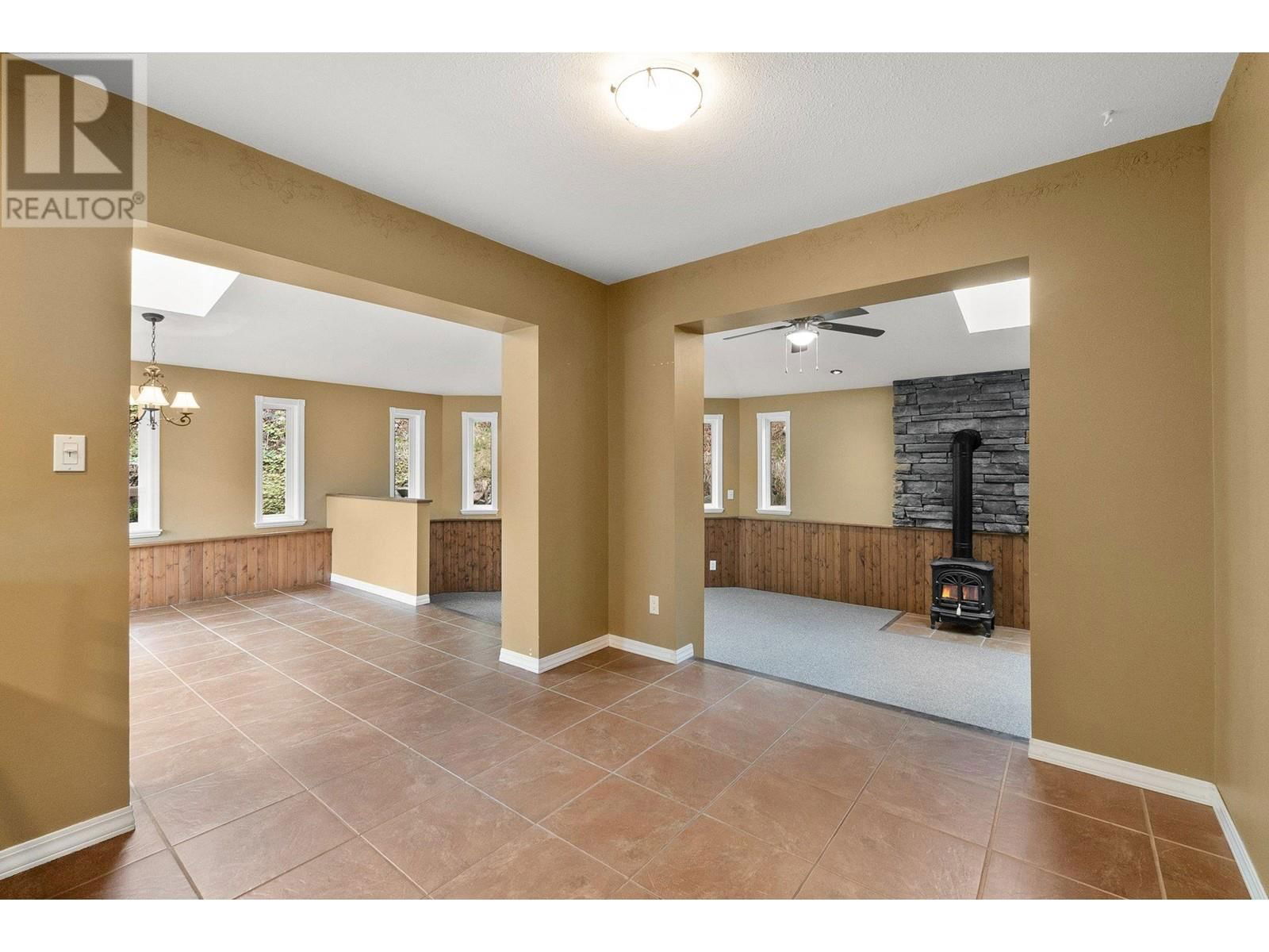 3281 Juniper Drive Image 13