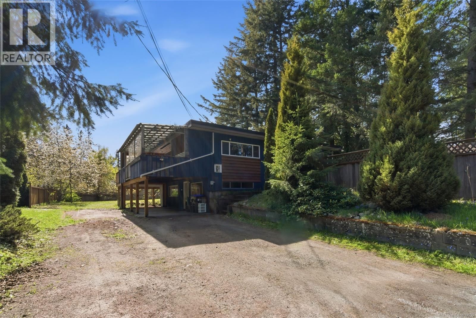 1747 Cedar Road property photo