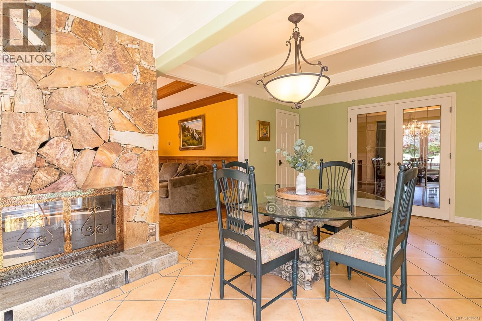 2557 ANNABERN CRESCENT Image 16